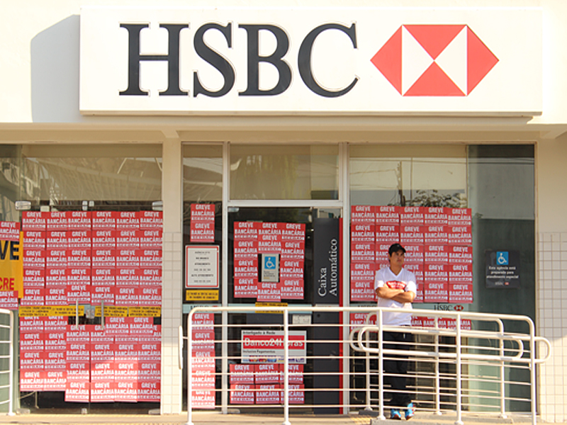 Leia mais sobre o artigo Compra do HSBC pelo Bradesco pode causar demissões no país; Bancos negam