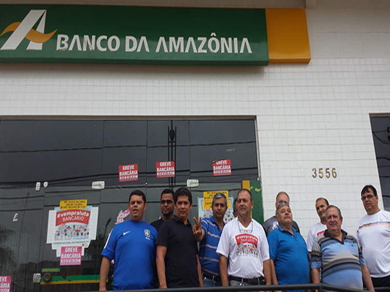 Leia mais sobre o artigo Funcionários do Basa reafirmam a continuidade da greve no Acre