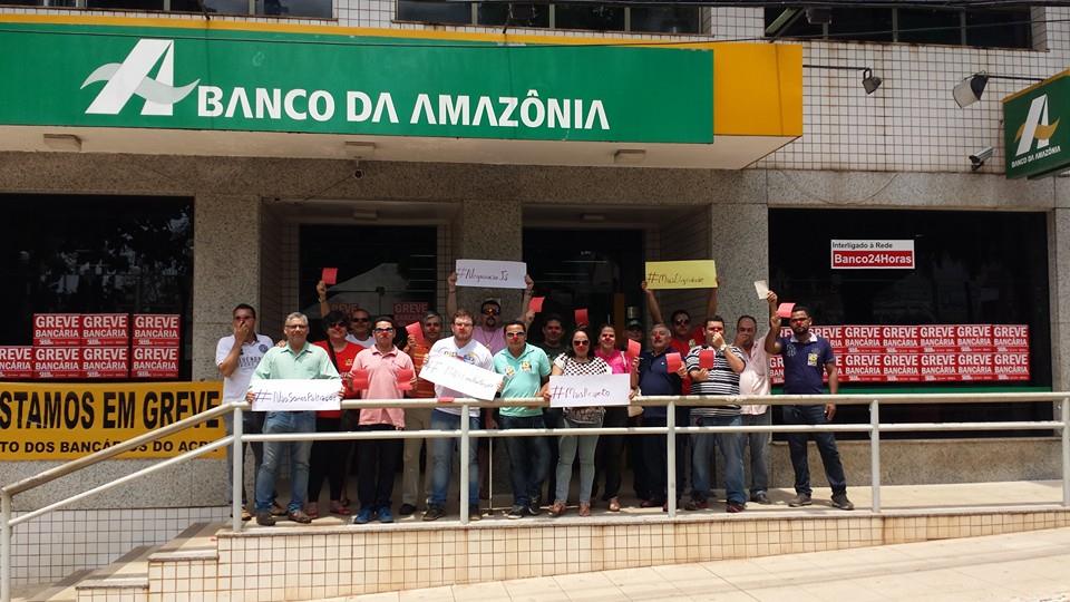 Você está visualizando atualmente Entidades cobram retomada das negociações com Banco da Amazônia