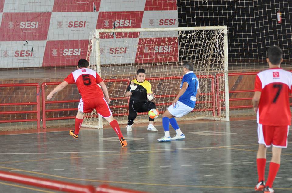 Leia mais sobre o artigo Bradesco Mal Deodoro retoma liderança da Copa Bancária de Futsal