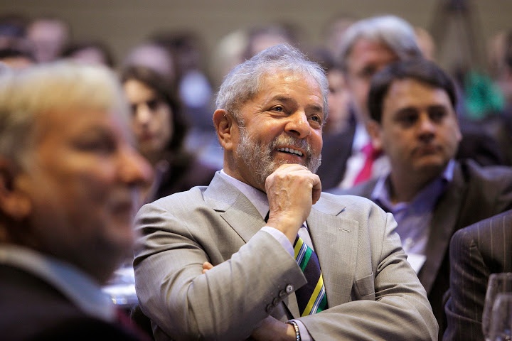Você está visualizando atualmente Entidades pedem mediação de Lula na greve do Banco da Amazônia