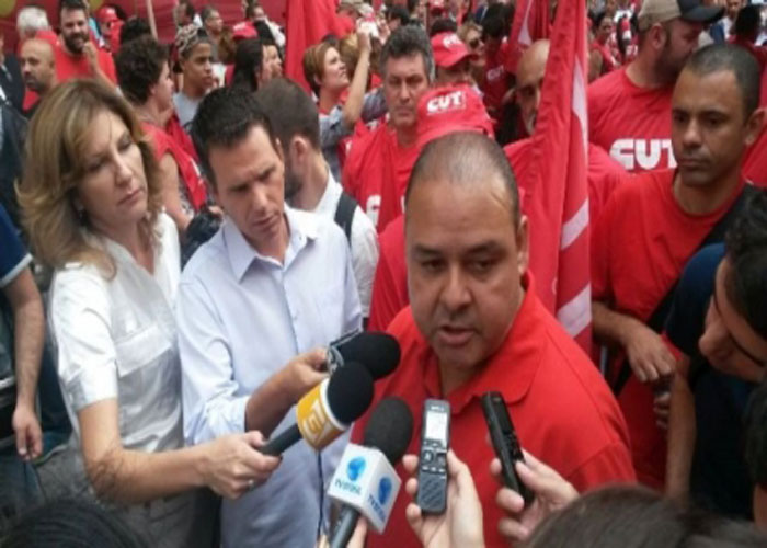 Você está visualizando atualmente ‘Se preciso, faremos uma greve nacional’, diz Vagner Freitas, presidente da CUT