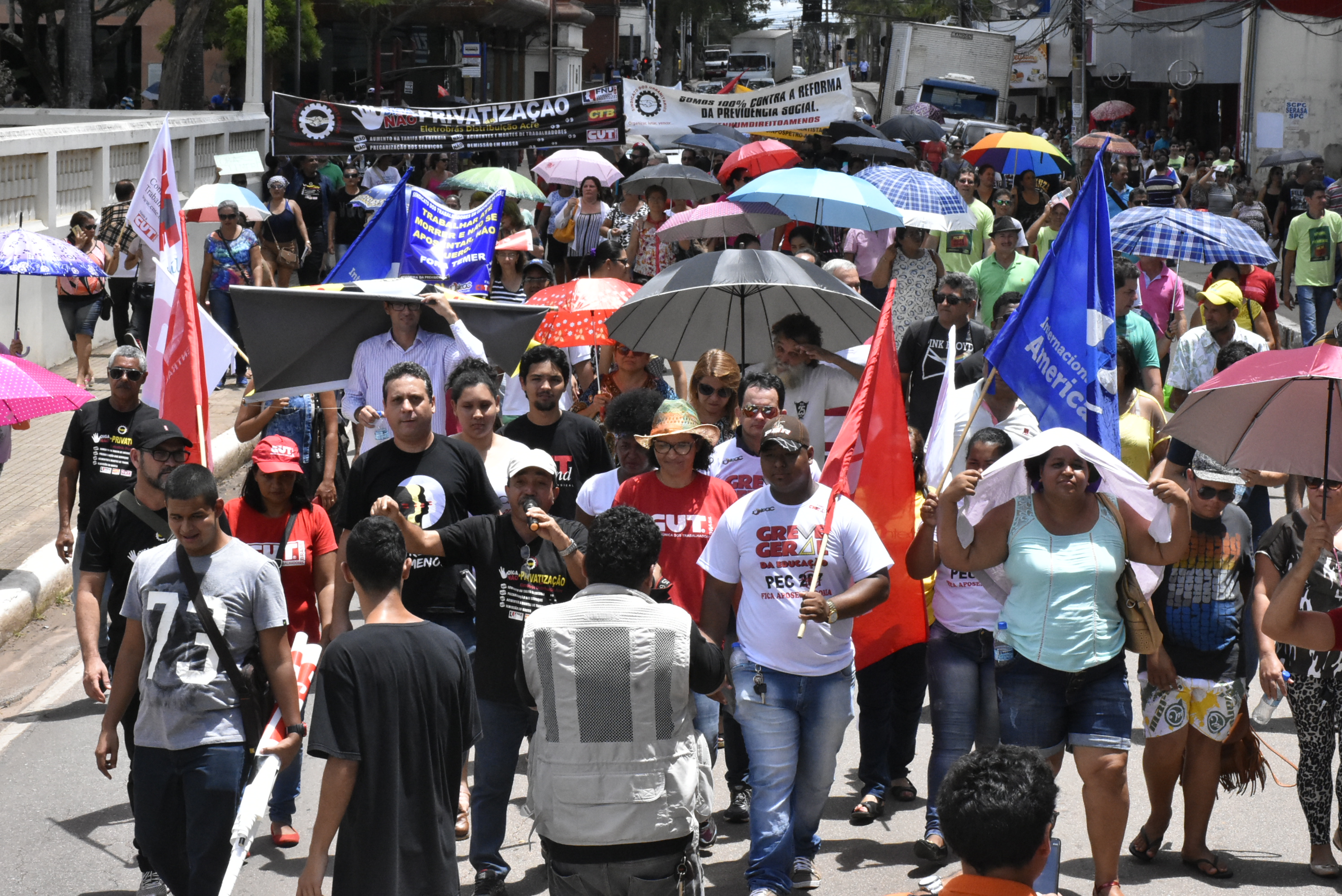 Leia mais sobre o artigo #OcupaBrasília confirmado para dia 24 de maio