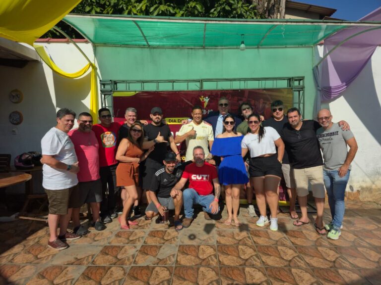 Leia mais sobre o artigo Bancários do Acre celebram seu dia com confraternização e homenagens