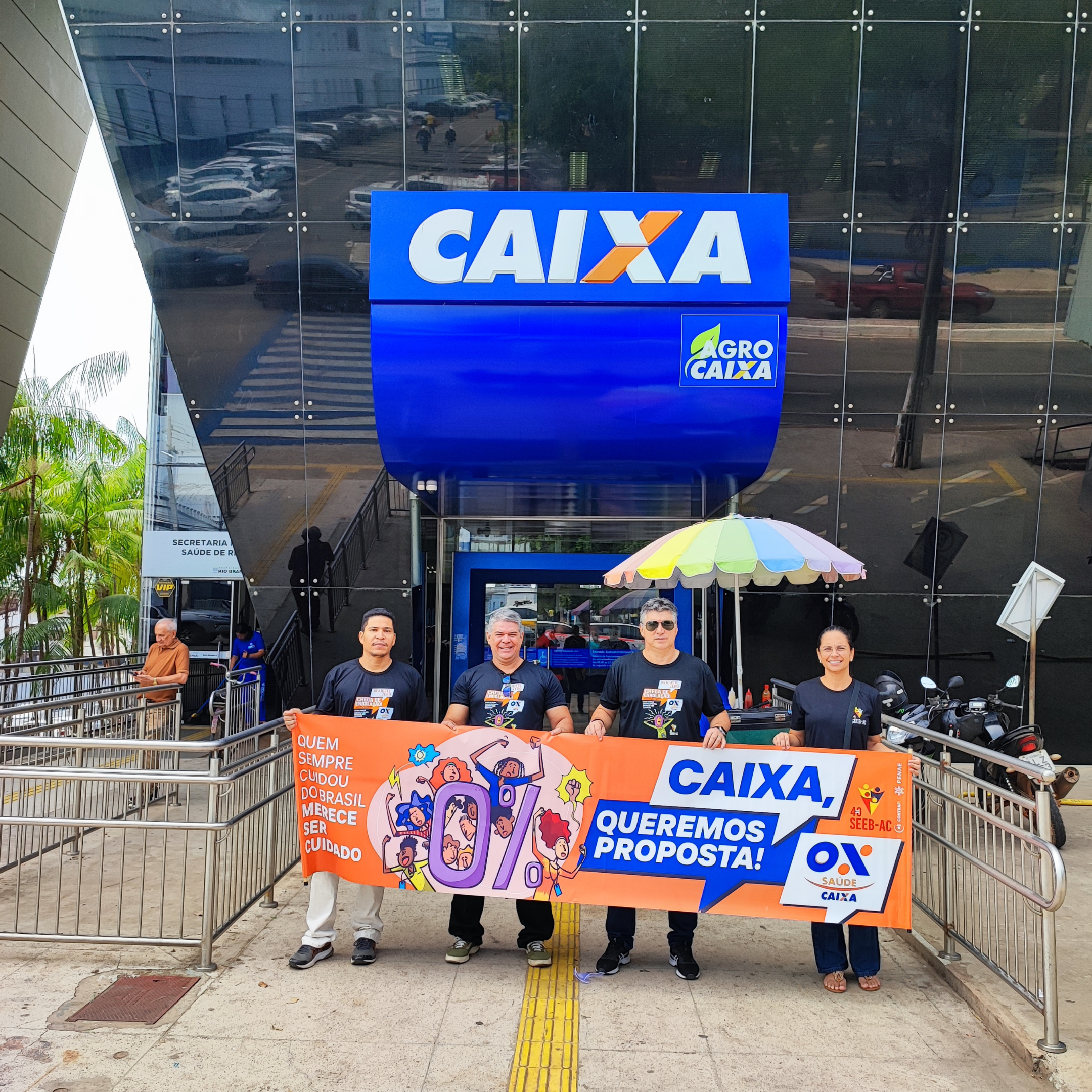 Você está visualizando atualmente SEEB-AC reforça mobilização nas agências da Caixa no Dia Nacional de Luta em Defesa do Saúde Caixa