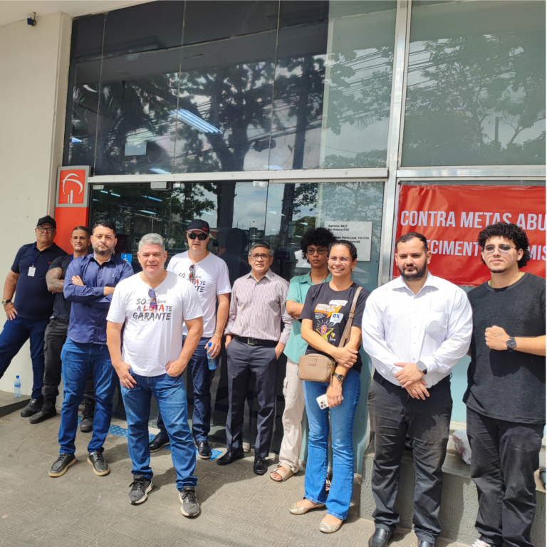 Leia mais sobre o artigo SEEB-AC fecha agência do Bradesco Centro em protesto contra demissões